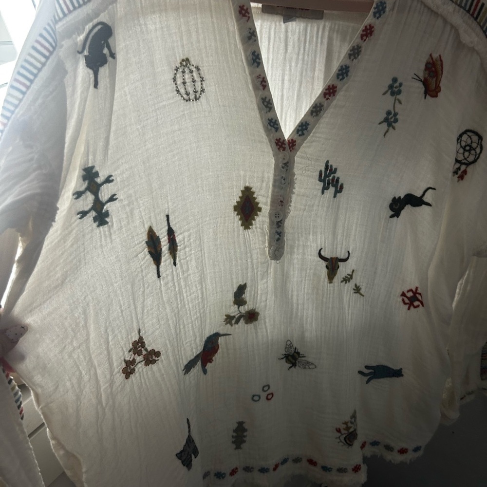 Embroidered Boho Pete and Greta Blouse Johnny Was - Picture 2 of 4